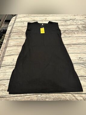NWT Amazon Grecerelle Black Sleeveless Shift Dress Size medium